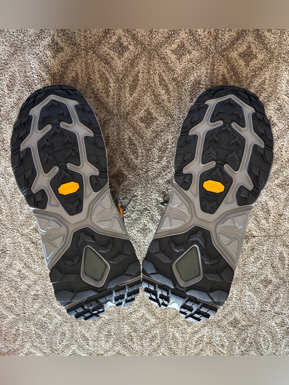 Hoka Kaha 2 low GTX gore Tex hiking shoe - Picture 10 of 11